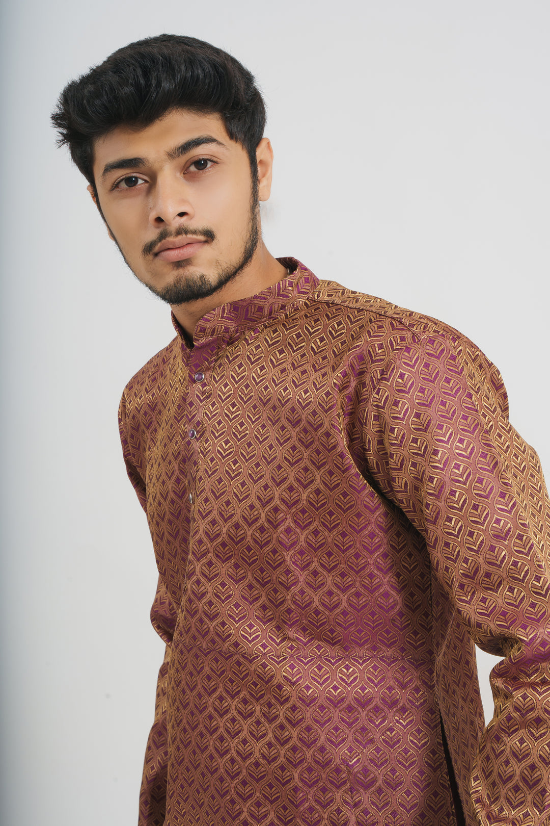 Shiny Tapeta Winey Leaves Designed Awesome Men's Designer Kurta