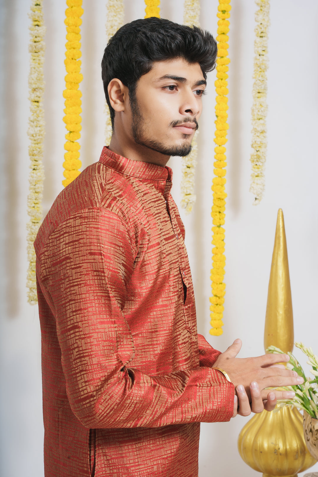 RED GOLDEN SHINY STRUCTURED JACQUARD DESIGNER KURTA