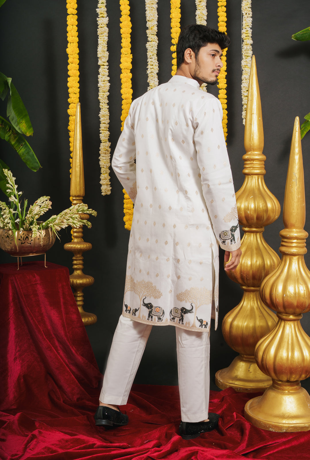 WHITE ELEPHANT PATTERN JACQUARD DESIGNER KURTA