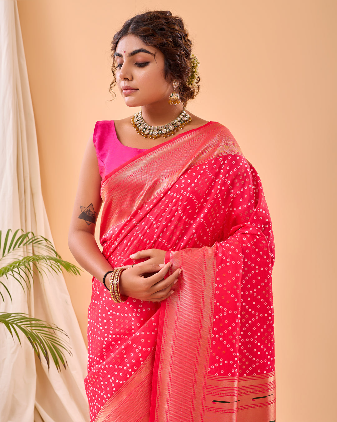 Rani Pink Woven printed saree