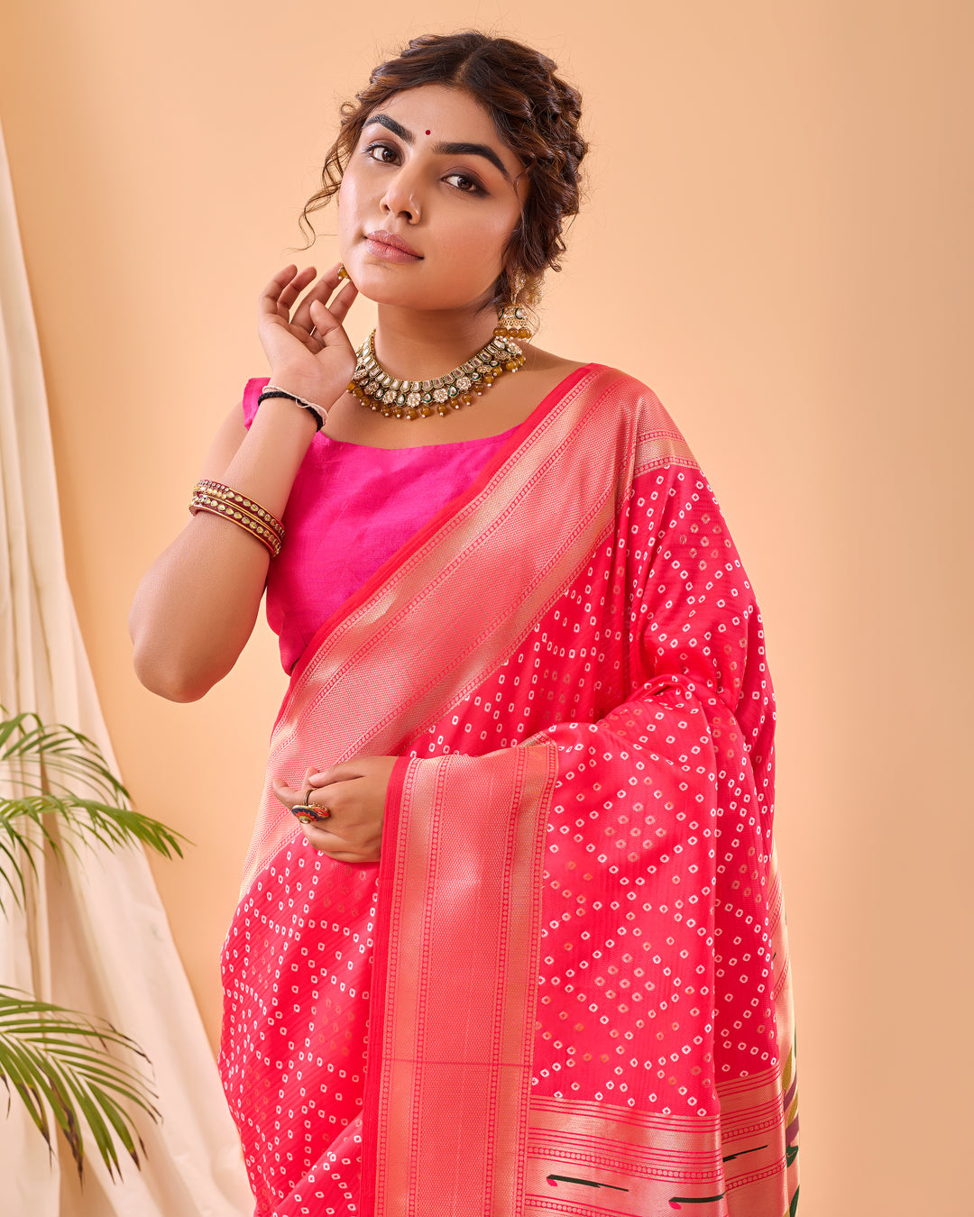 Rani Pink Woven printed saree