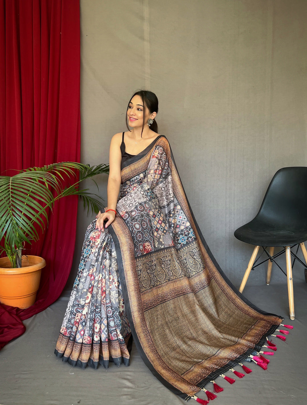 One Minute Ready to Wear Grey Ajrakh Carpet Silk Cotton Printed Saree