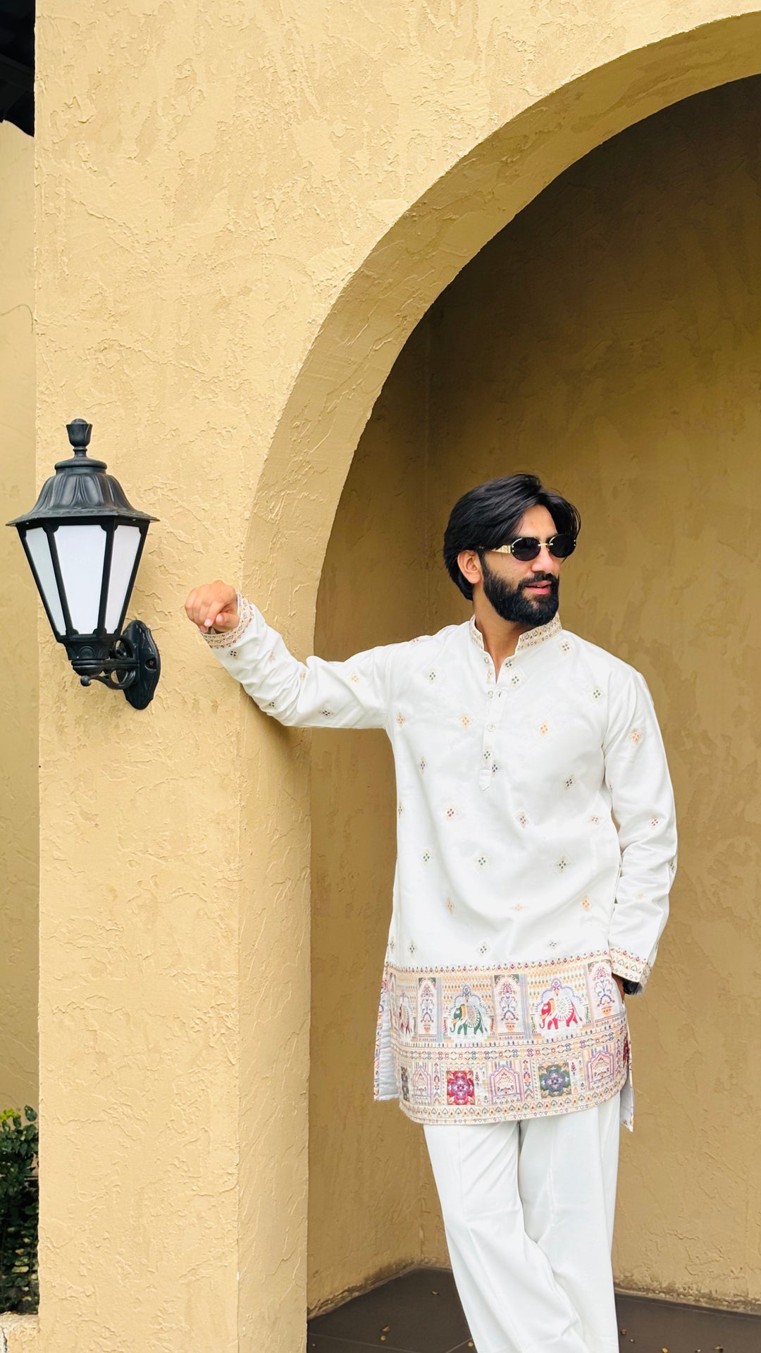 SHWET PATOLA HANDWOVEN JACQUARD SHORT KURTA