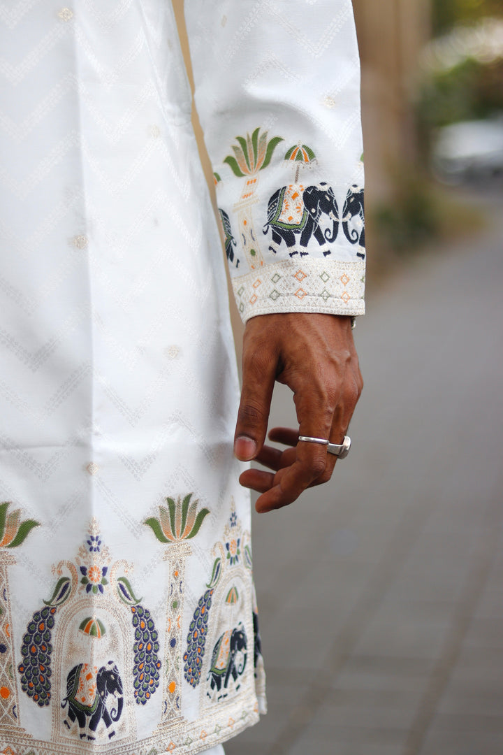 WHITE MOR GAJ EXCLUSIVE JACQUARD KURTA