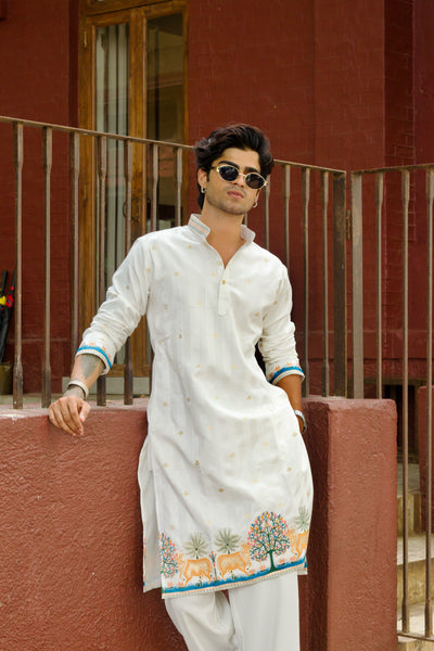 GAURI TRADITIONAL SELECTED JACQUARD DESIGNER KURTA