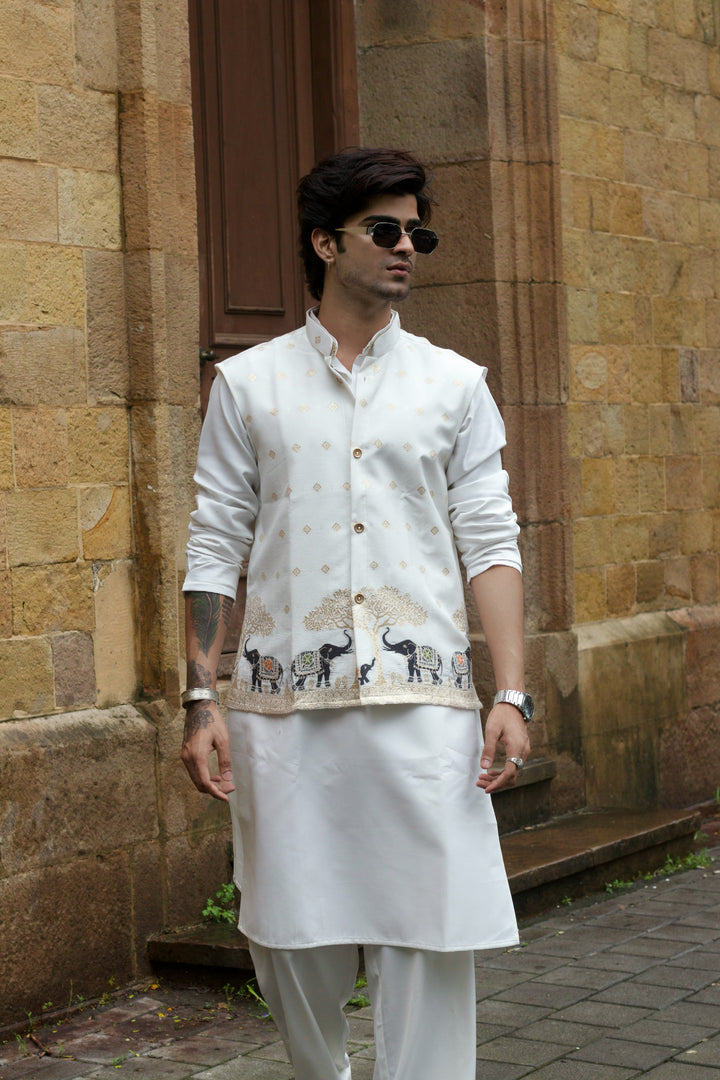 ELEPHANT PATTERN JACQUARD KOTI KURTA SET