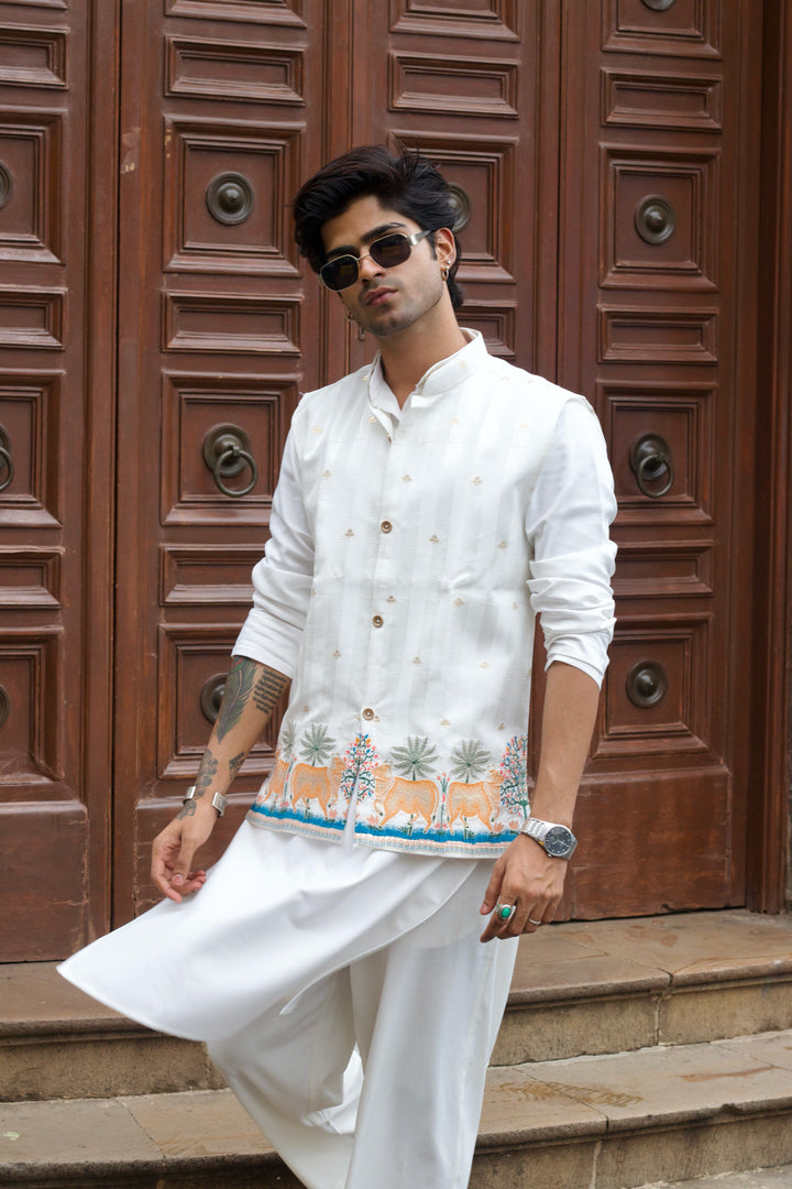 GAURI INSPRIRED JACQUARD KOTI KURTA SET