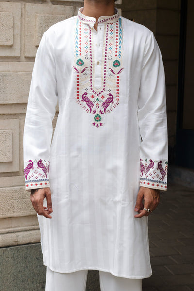 WHITE MAYUR VILAS SELECTED JACQUARD DESIGNER KURTA