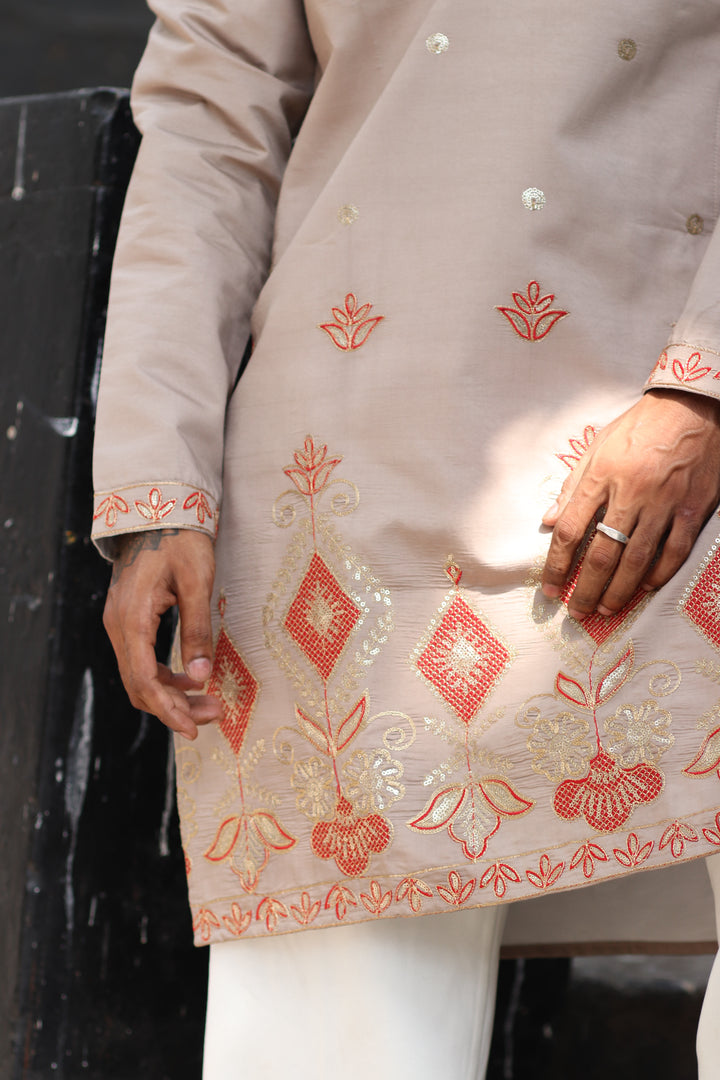 AURA GREY EMBROIDERED SHORT KURTA