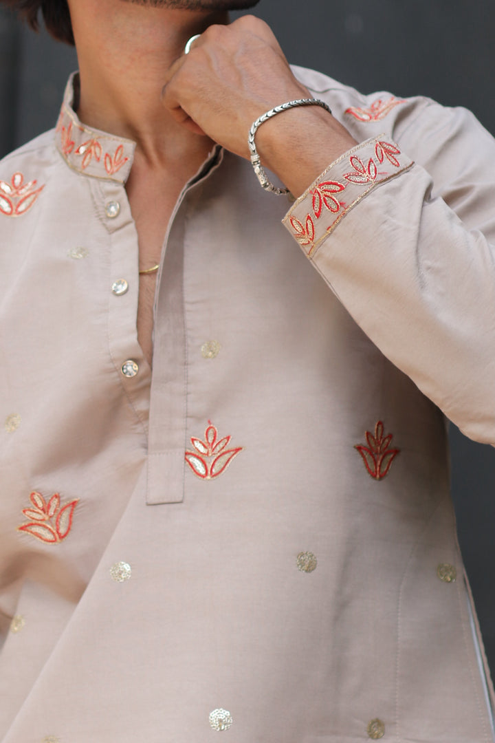AURA GREY EMBROIDERED SHORT KURTA