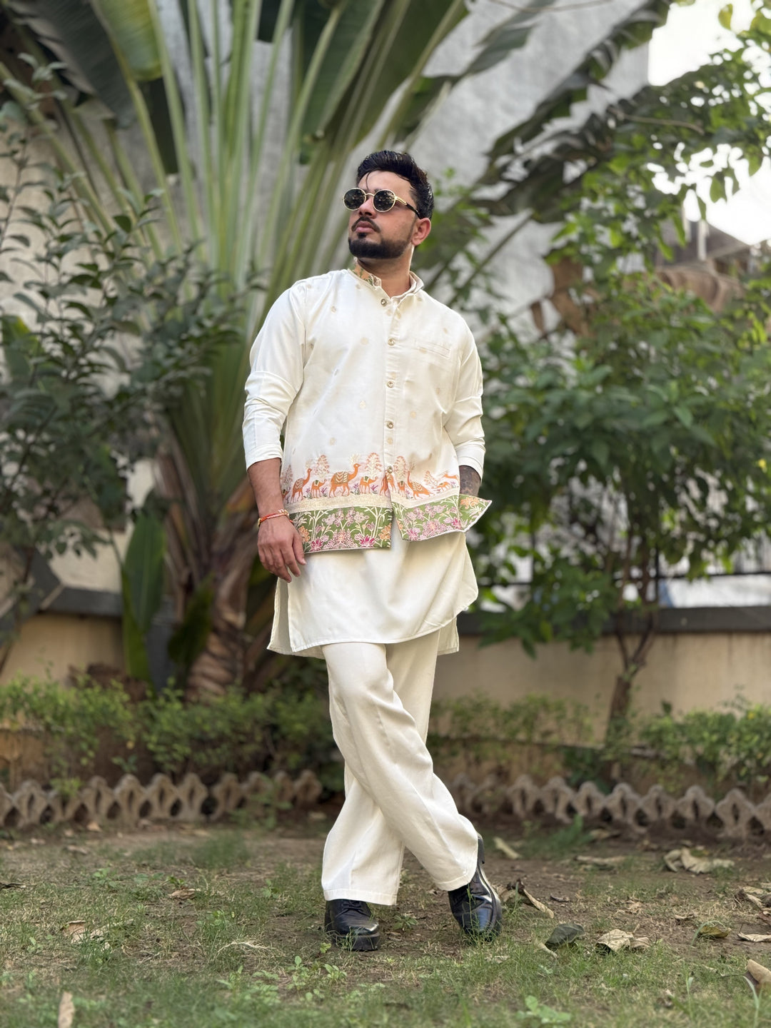 KOTI KURTA - CAMEL FLORAL JACQUARD KOTI KURTA SET