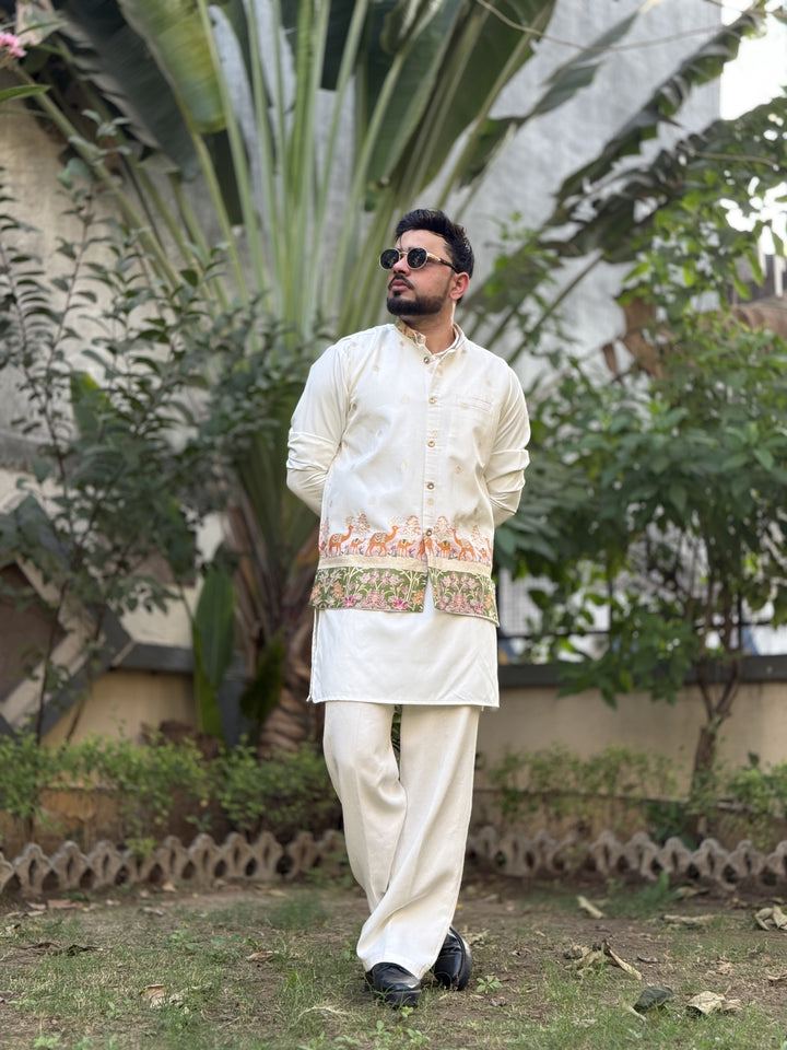 KOTI KURTA - CAMEL FLORAL JACQUARD KOTI KURTA SET