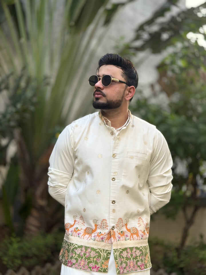 KOTI KURTA - CAMEL FLORAL JACQUARD KOTI KURTA SET