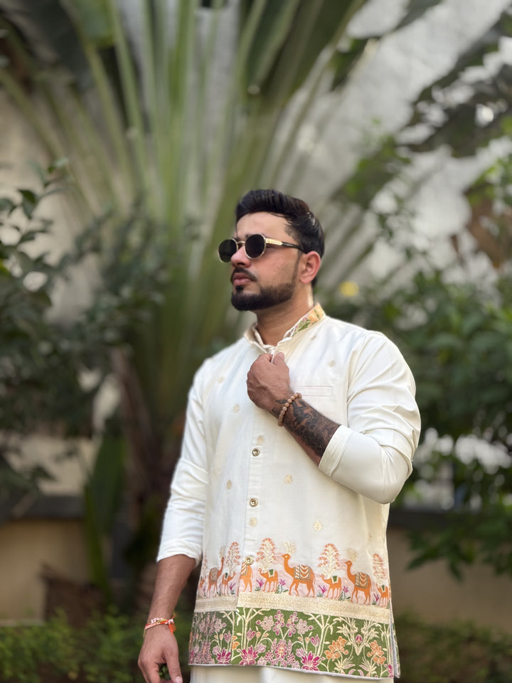 KOTI KURTA - CAMEL FLORAL JACQUARD KOTI KURTA SET