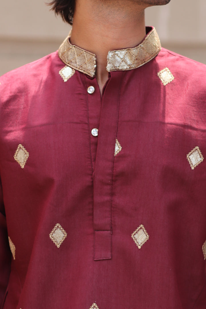 MAROON RIYASAT EXCLUSIVE EMBROIDERED KURTA