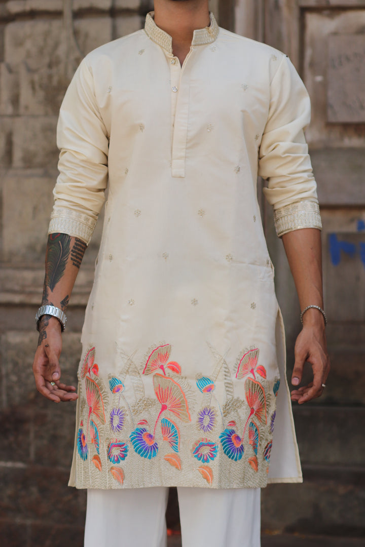 IVORY GULZAR DORI EMBROIDERED EXCLUSIVE KURTA