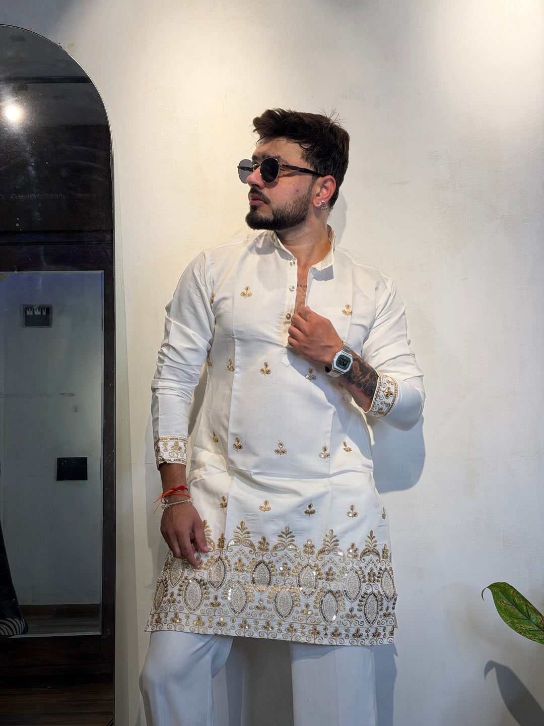 WHITE JASHN EMBROIDERED SHORT KURTA