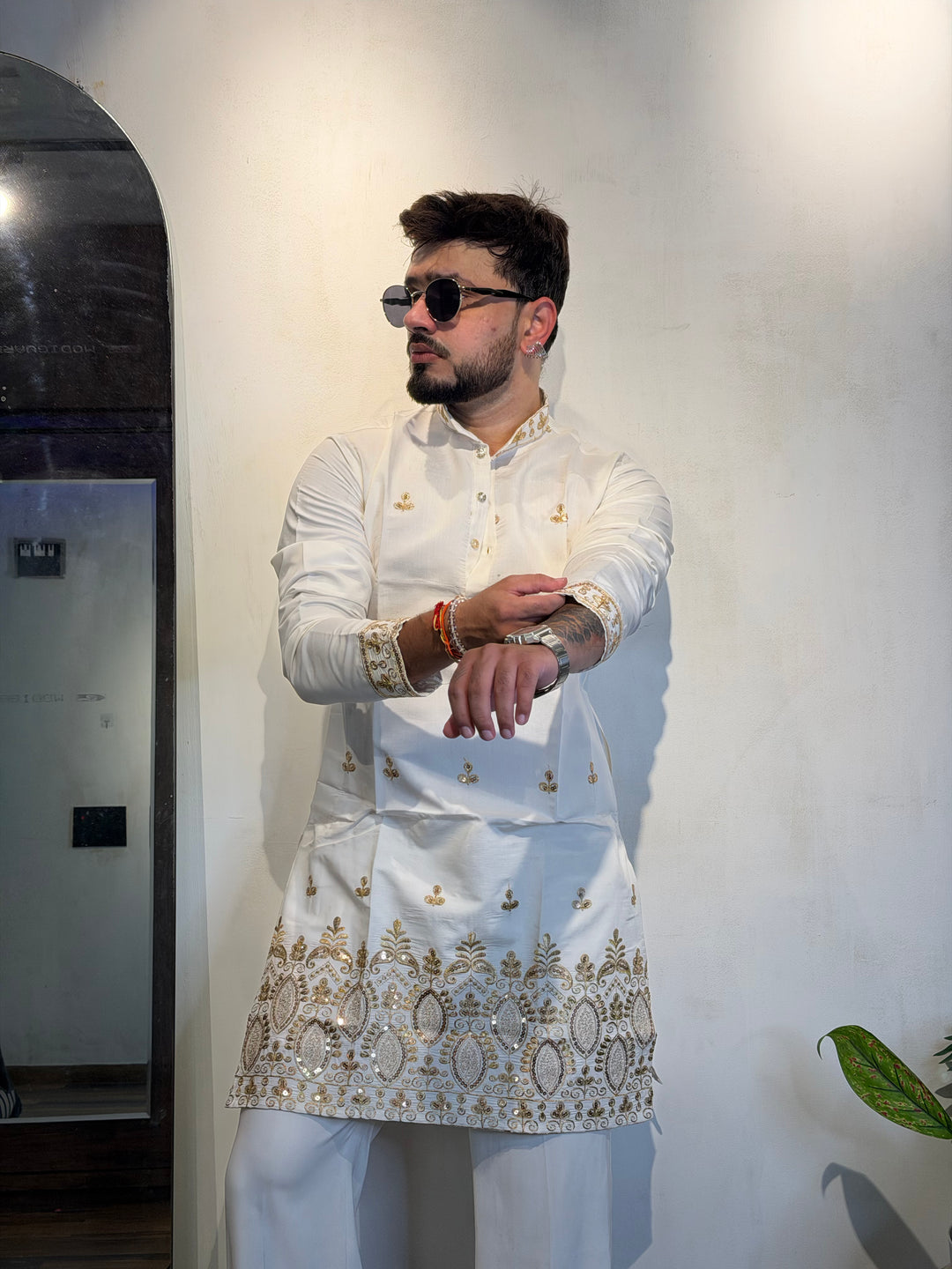 WHITE JASHN EMBROIDERED SHORT KURTA