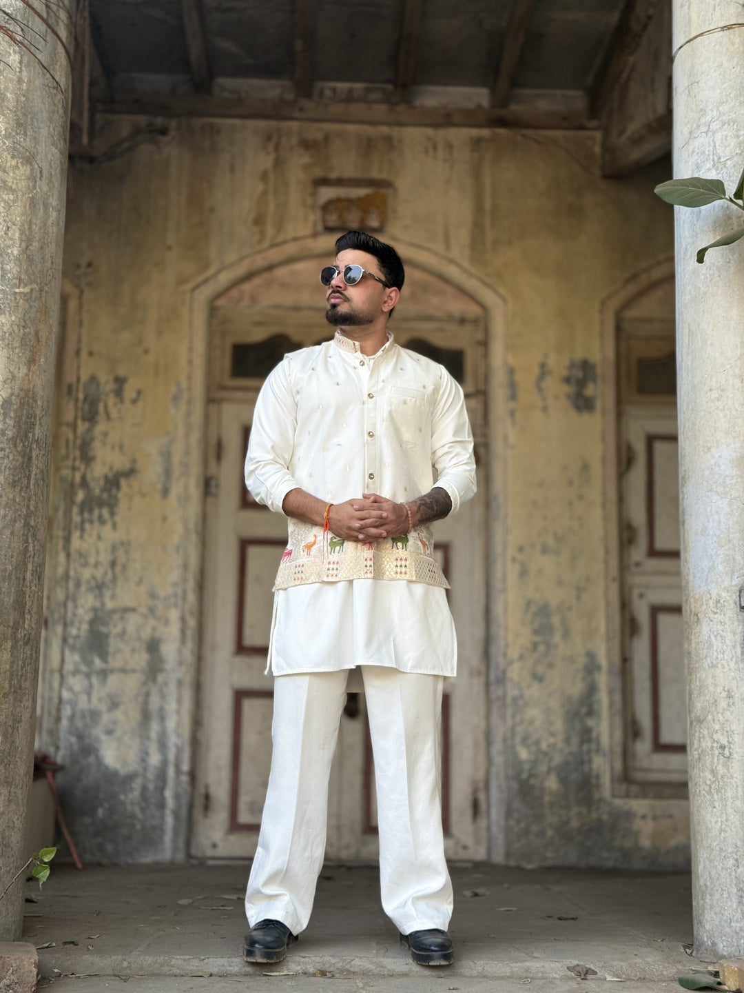 KOTI KURTA - ANIMAL PATTERN JACQUARD KOTI KURTA SET