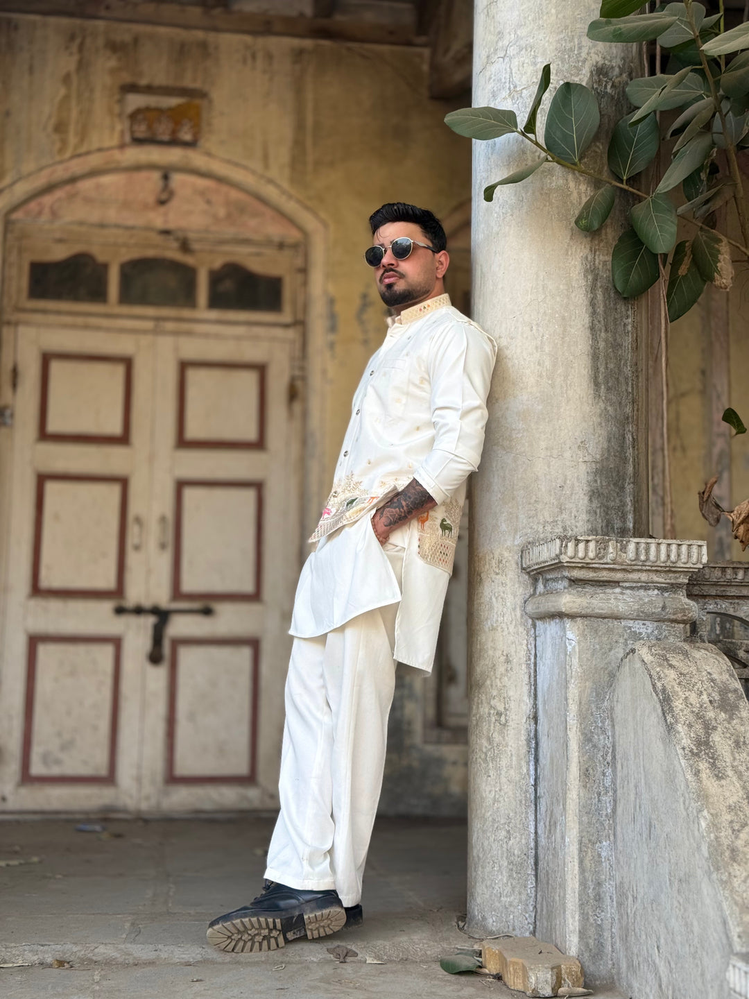 KOTI KURTA - ANIMAL PATTERN JACQUARD KOTI KURTA SET