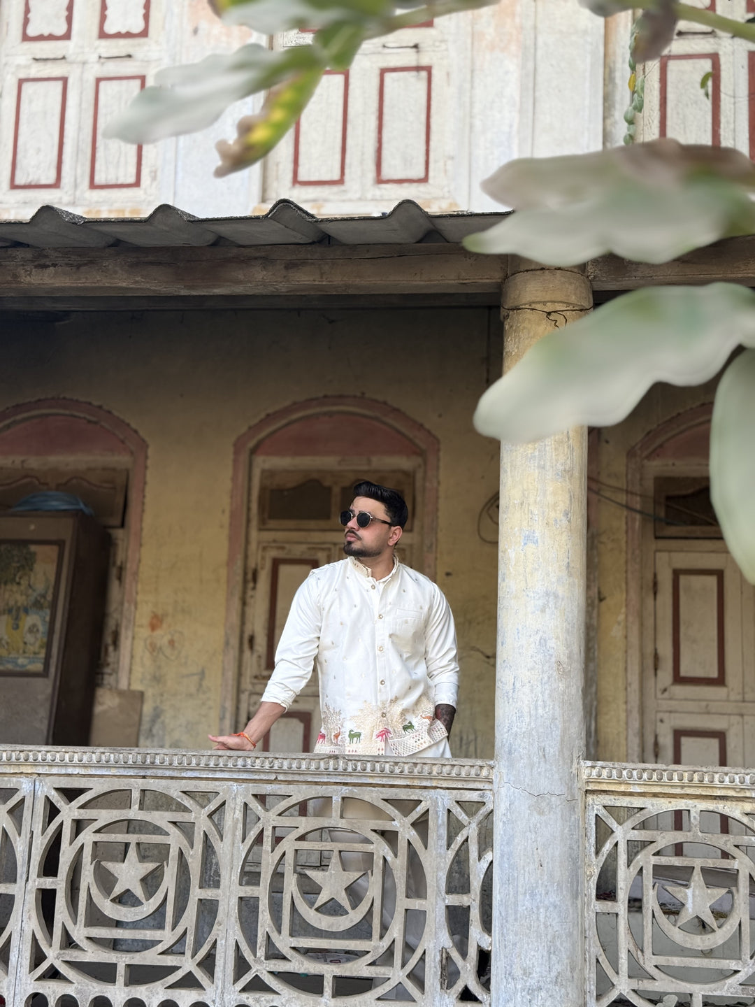 KOTI KURTA - ANIMAL PATTERN JACQUARD KOTI KURTA SET