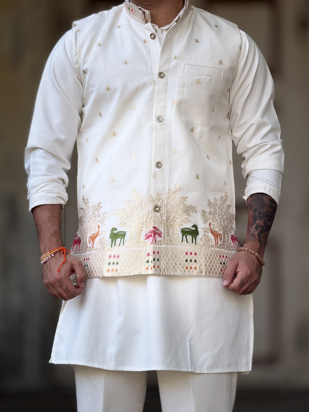 KOTI KURTA - ANIMAL PATTERN JACQUARD KOTI KURTA SET