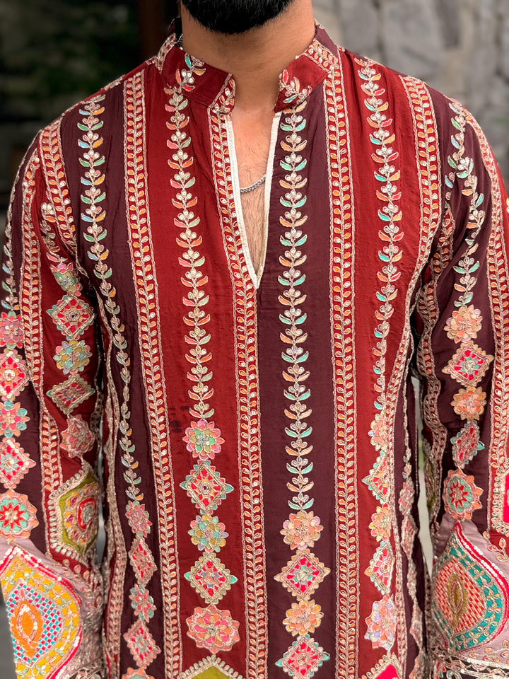 GARBA DARBAR POSITION EMBROIDERED SHORT KURTA