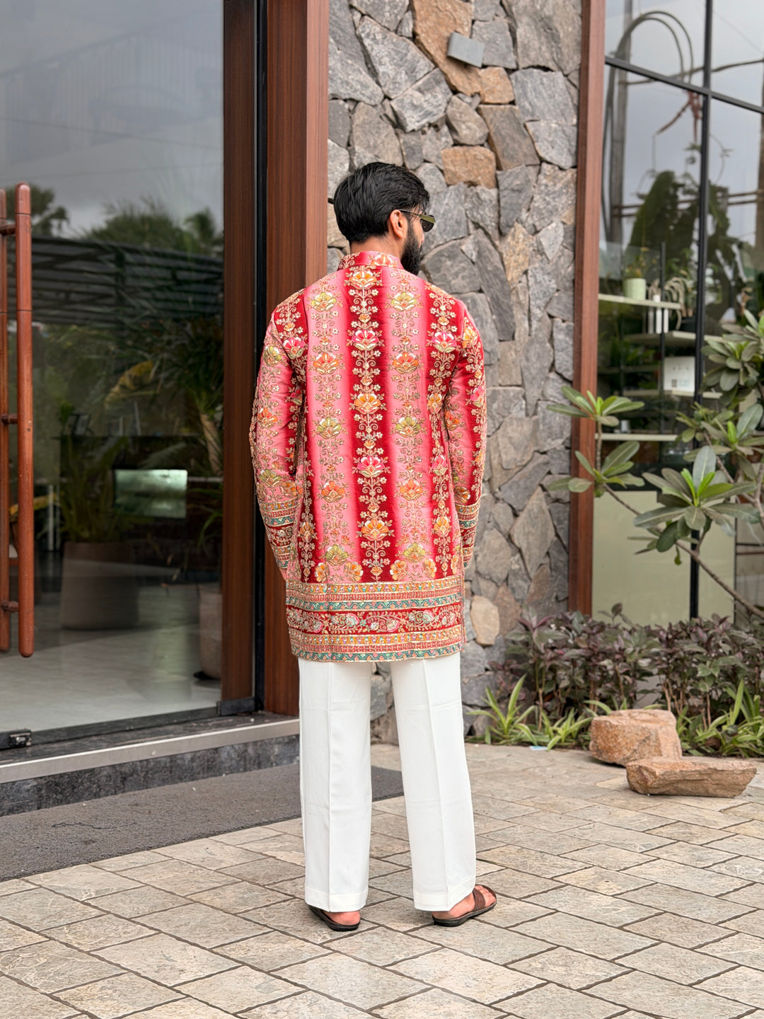 RED FLORAL POSITION EMBROIDERED KURTA