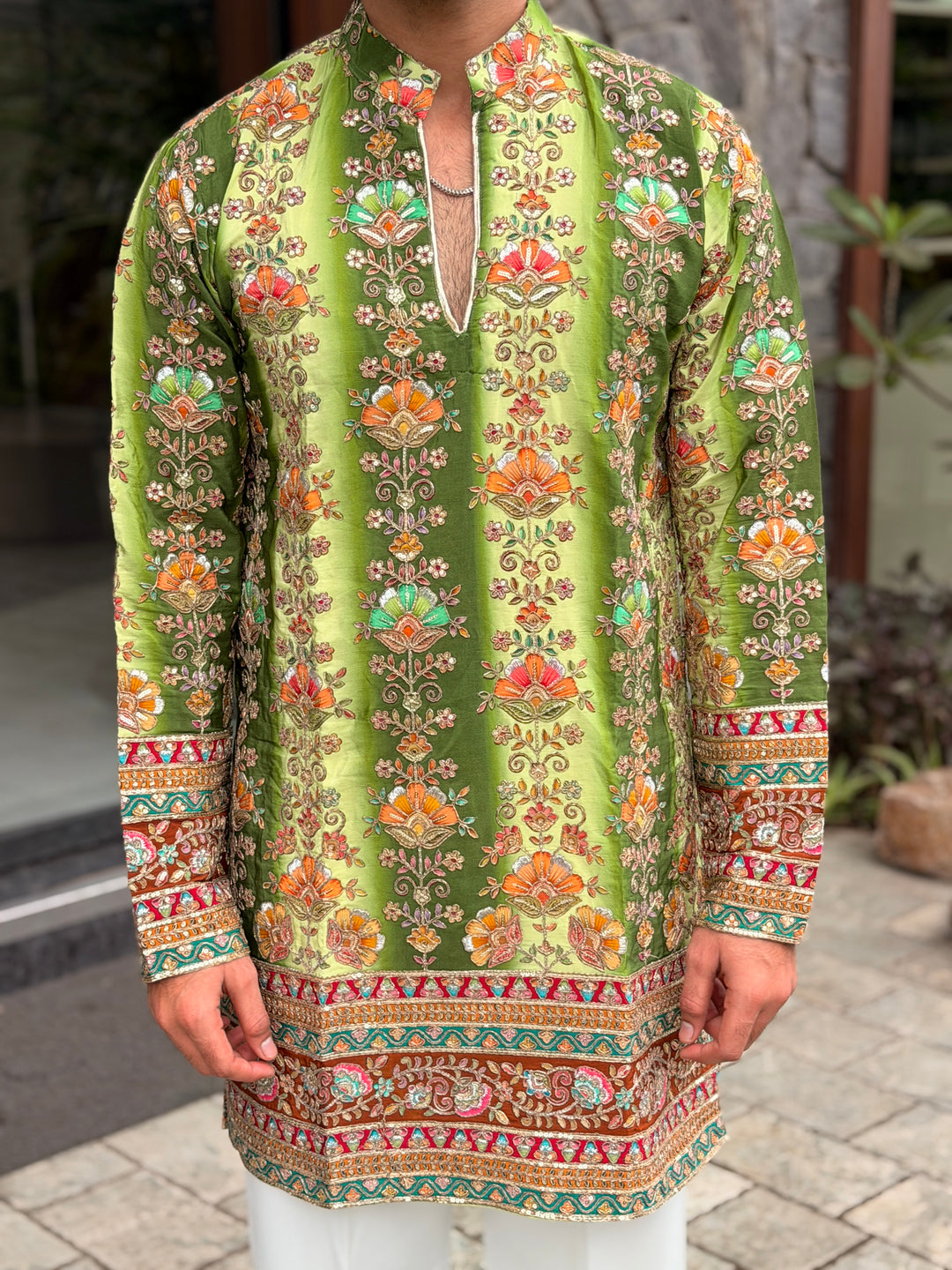 GREEN FLORAL POSITION EMBROIDERED KURTA
