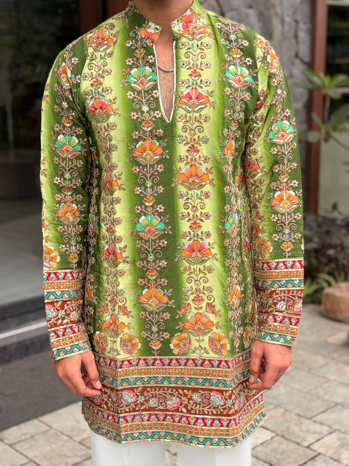 GREEN FLORAL POSITION EMBROIDERED KURTA