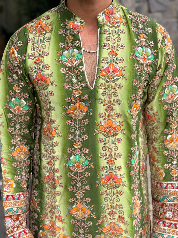 GREEN FLORAL POSITION EMBROIDERED KURTA