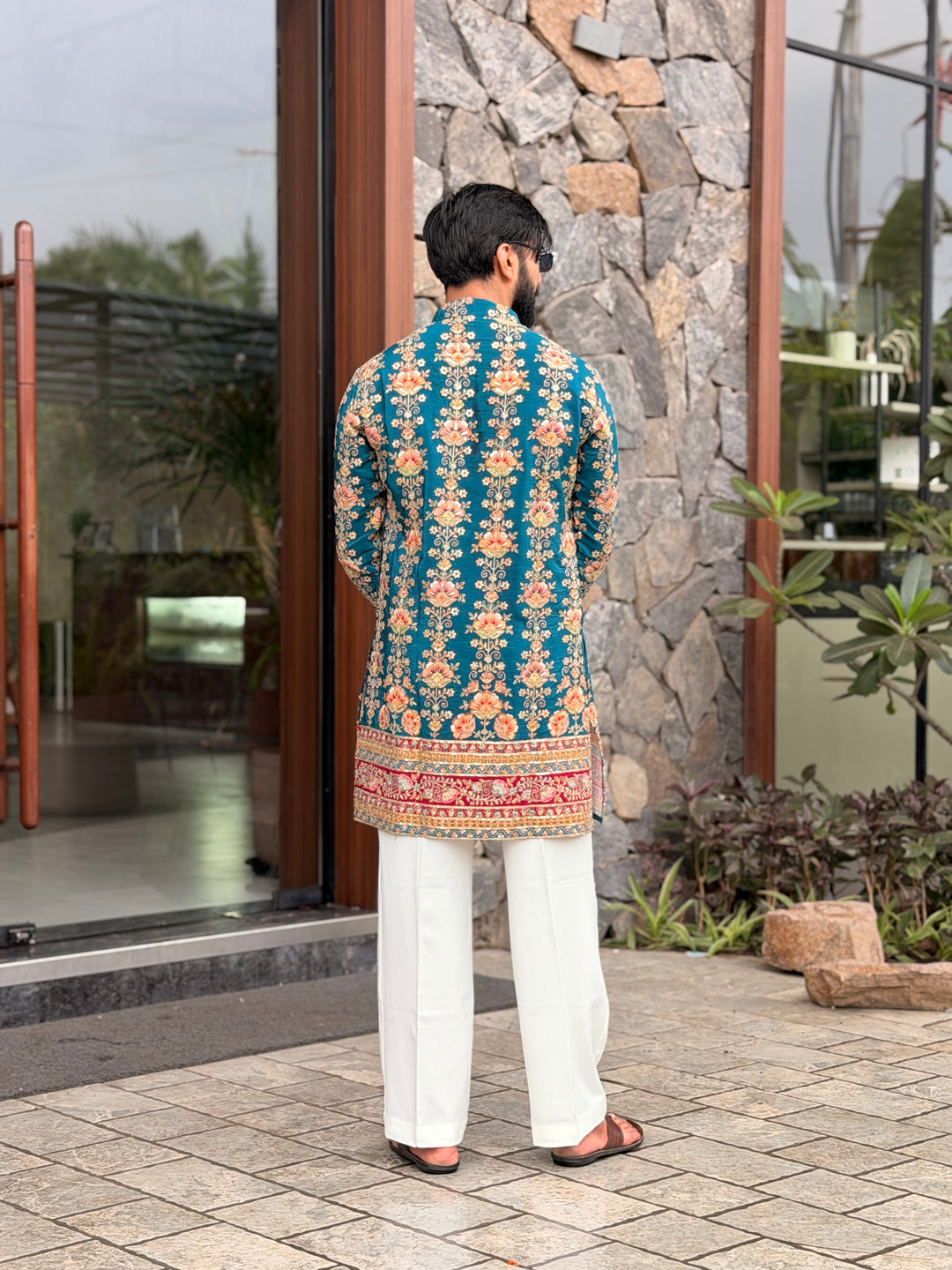FIROZI FLORAL POSITION EMBROIDERED KURTA