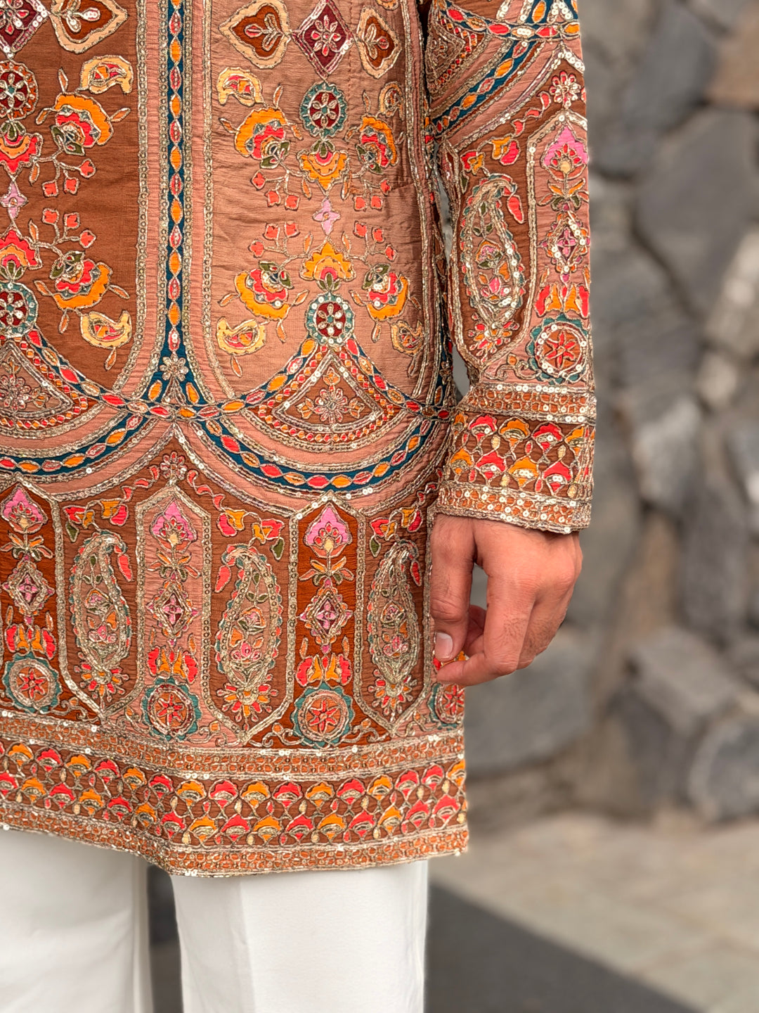 KESARIYA POSITION EMBROIDERED SHORT KURTA