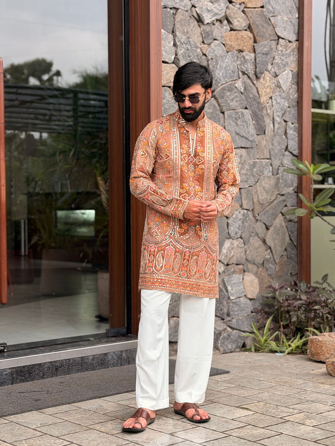 KESARIYA POSITION EMBROIDERED SHORT KURTA