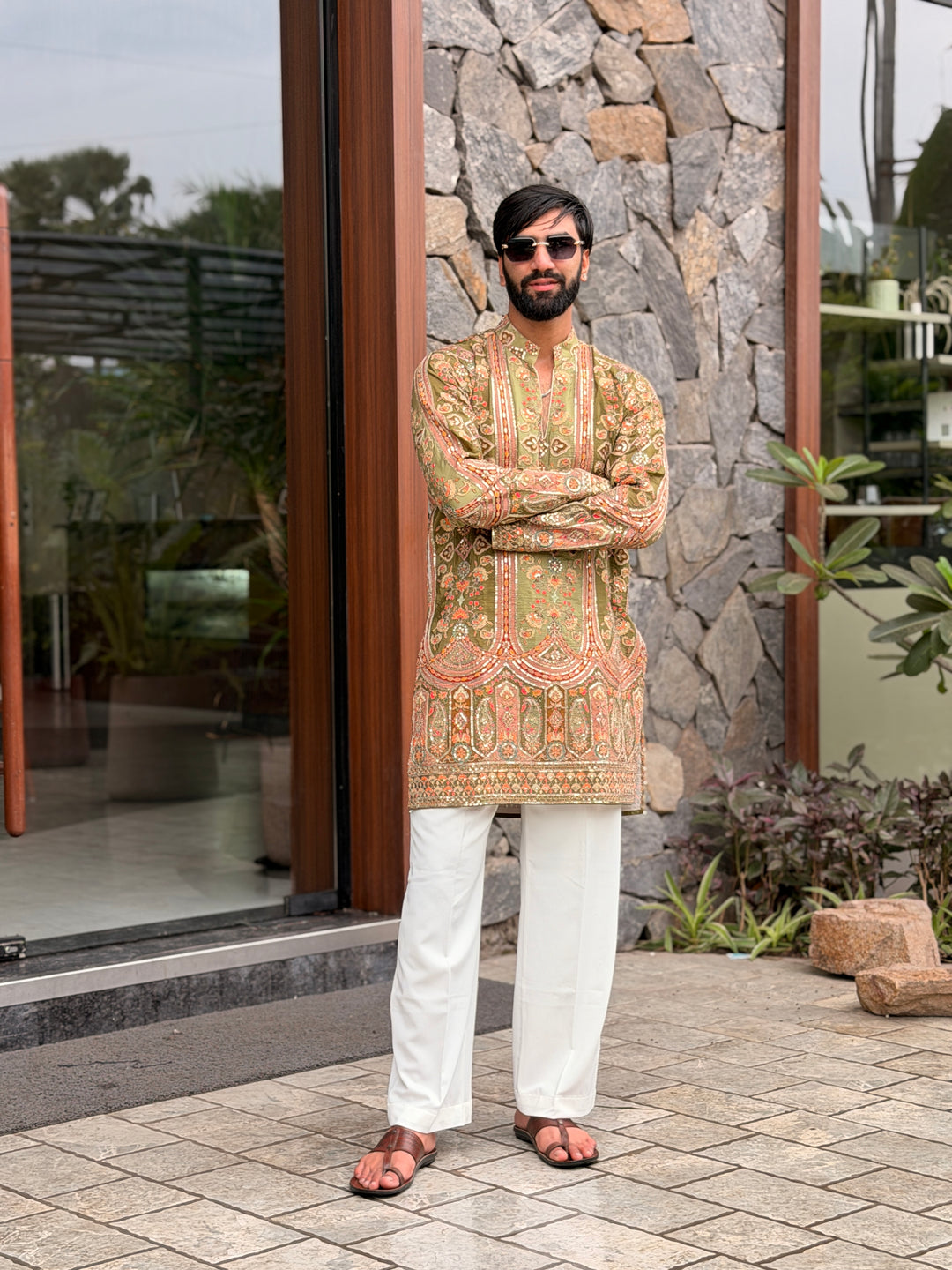 PISTA POSITION EMBROIDERED SHORT KURTA