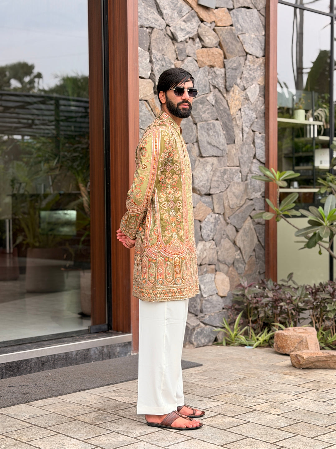 PISTA POSITION EMBROIDERED SHORT KURTA