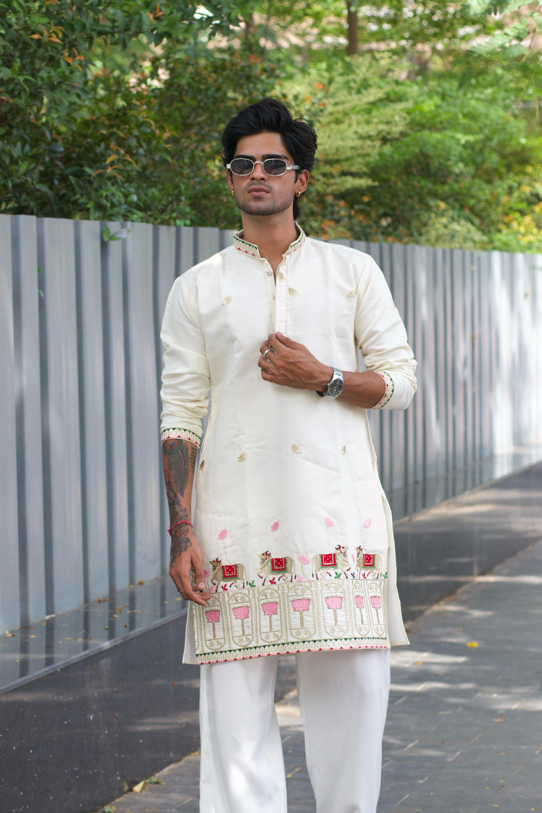 PICHWAI KAMDHENU EMBROIDERED KURTA