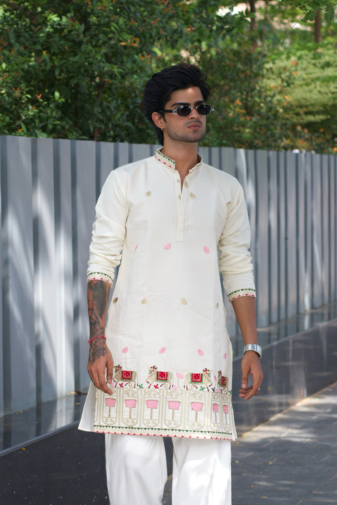 PICHWAI KAMDHENU EMBROIDERED KURTA