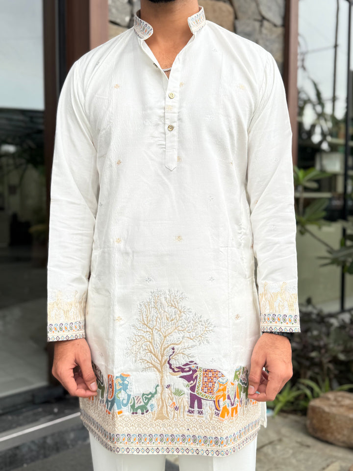 WHITE KALPRAAG – ELEPHANT PATTERN JACQUARD KURTA