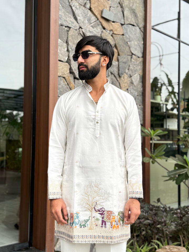 WHITE KALPRAAG – ELEPHANT PATTERN JACQUARD KURTA