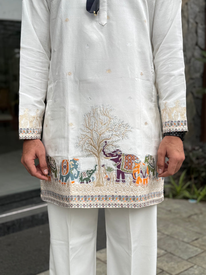 WHITE KALPRAAG – ELEPHANT PATTERN JACQUARD KURTA
