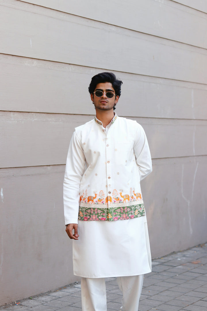 KOTI KURTA - CAMEL FLORAL JACQUARD KOTI KURTA SET