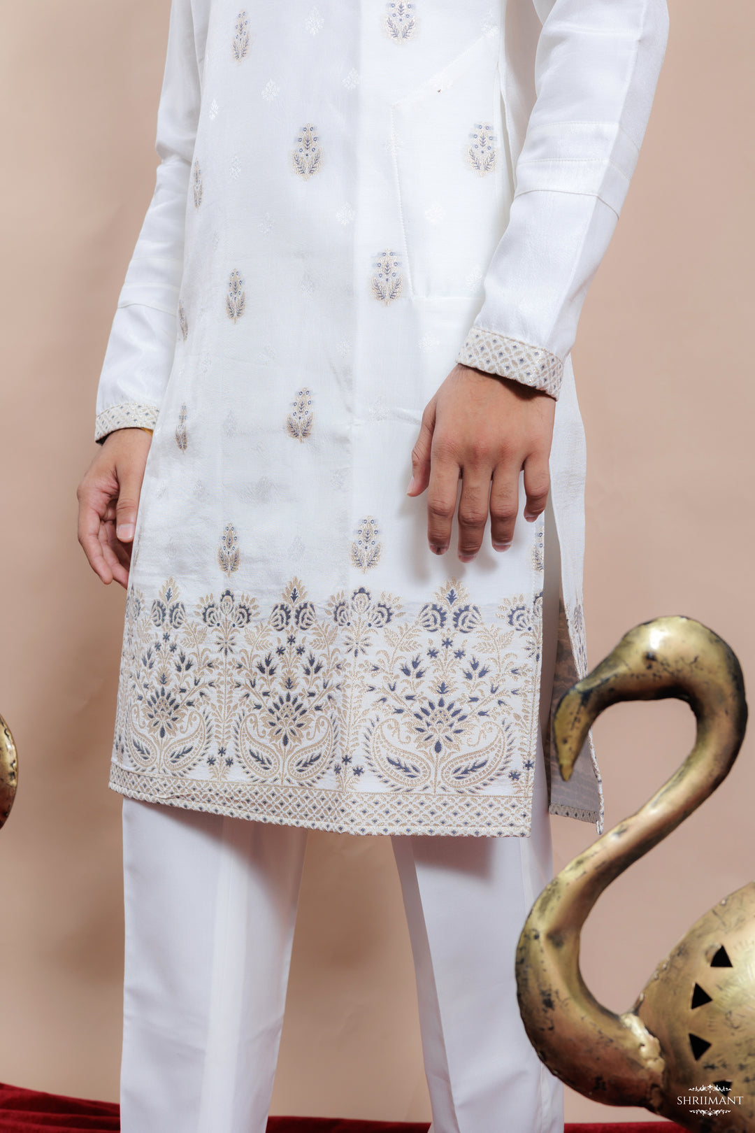 WHITE MAHAL JACQUARD DESIGNER KURTA